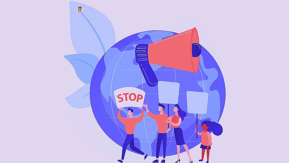 Éviter les pièges juridiques et fiscaux d’une holding Illustration de manifestants devant un mégaphone pour alerter sur les pièges juridiques et fiscaux lors de la création d’une holding.